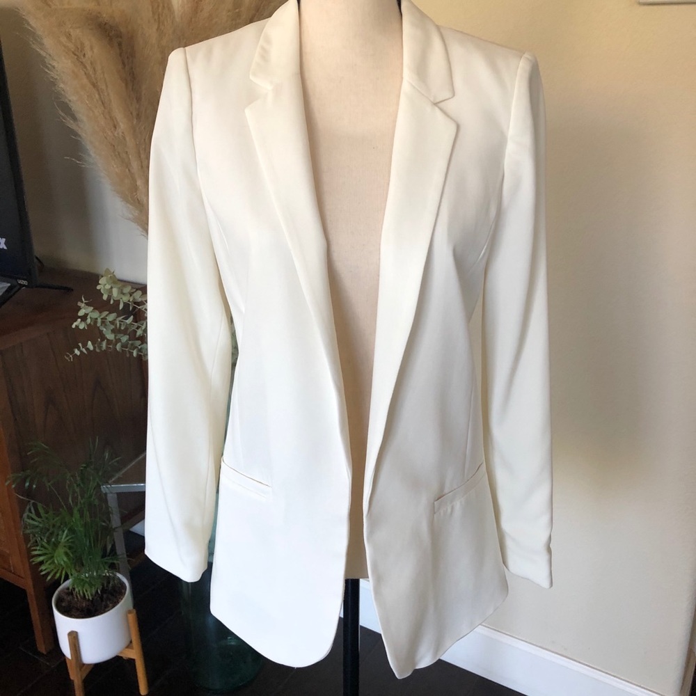 SEXY White Blazer - Size 8